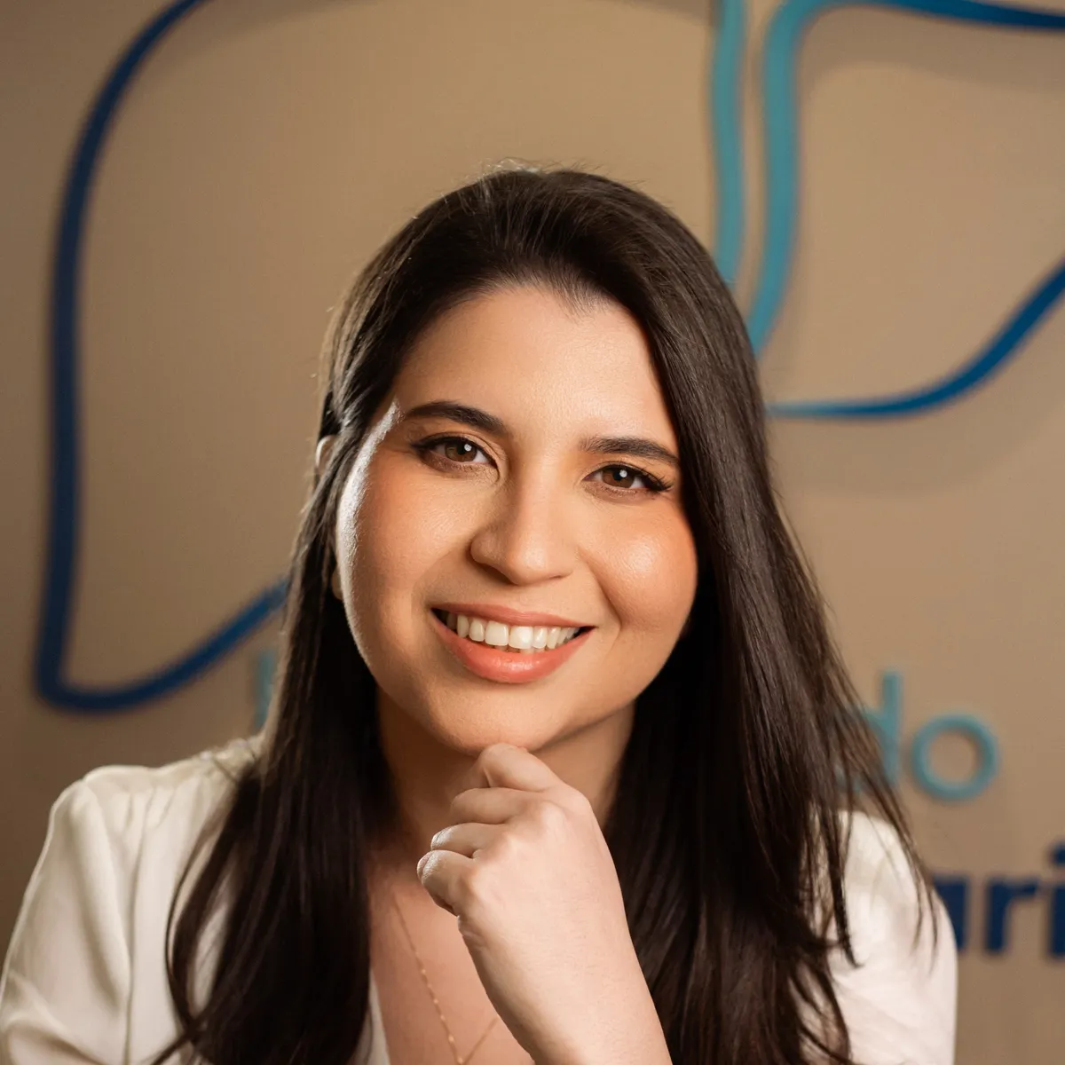 Dra. Liz Marjorie — médica hepatologista e gastroenterologista